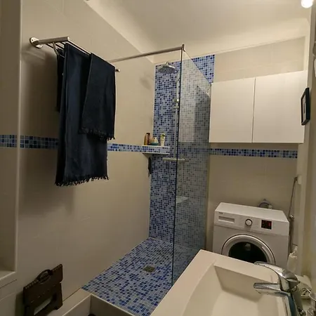 Typical Parisian Of 82 M2 For 4 People 14e Lejlighed Paris