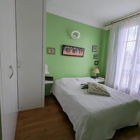 Typical Parisian Of 82 M2 For 4 People 14e Apartment *