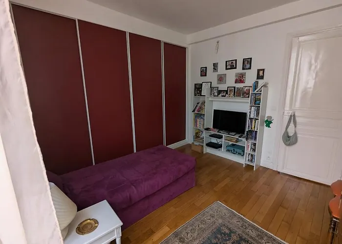 Typical Parisian Of 82 M2 For 4 People 14e
